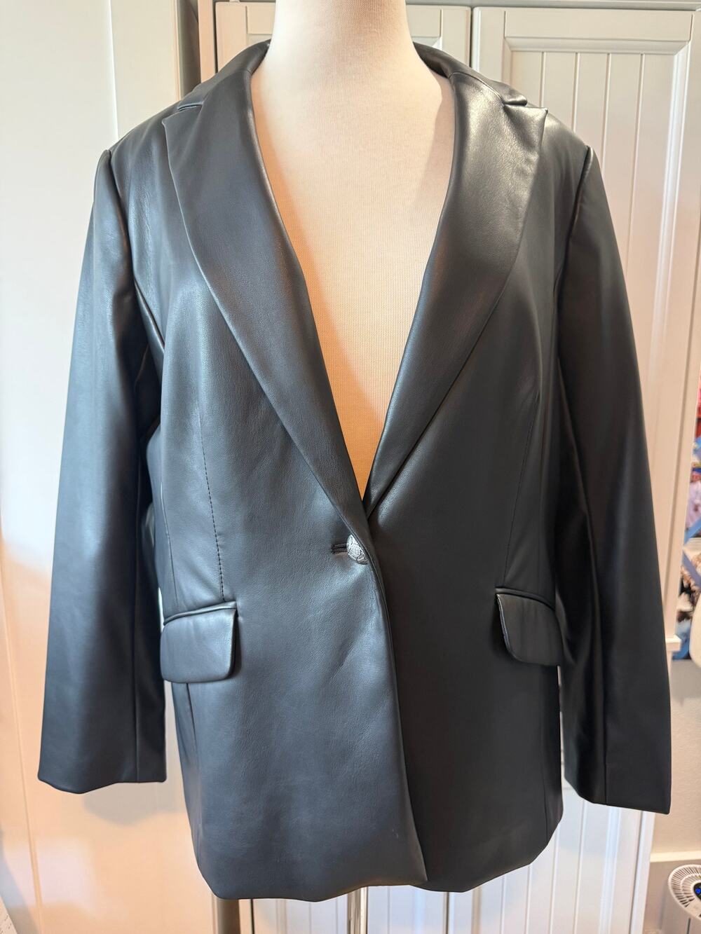 Talbots faux leather black blazer 16P EUC